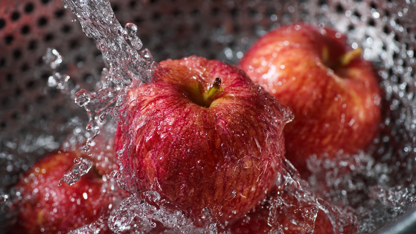 Plant Spacing Mistakes Inviting Unwanted Diseases in Gardens